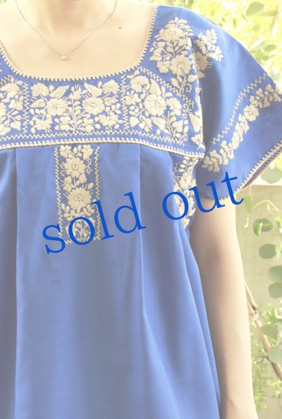 画像2: プエブラ刺繍細かいデザインの半袖トップス (2)