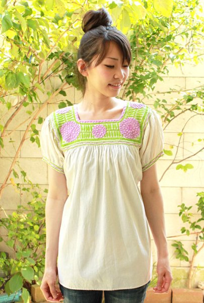 画像1: メキシコ刺繍ブラウス「チアパス」 (1)