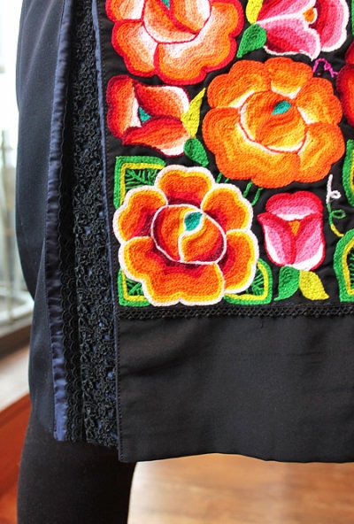 画像2: フチタンの刺繍リメイクスカート