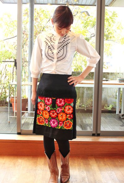 画像3: フチタンの刺繍リメイクスカート