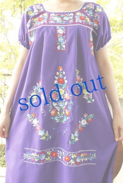 画像4: ゴージャス刺繍メキシコワンピース (4)