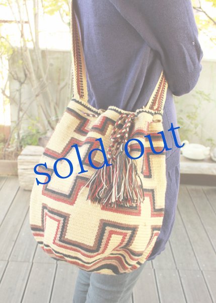 画像2: コロンビアの先住民WAYUU族の手編みバッグ (2)