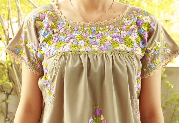 画像5: サンアントニーノ刺繍ブラウス (5)