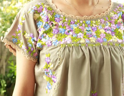 画像3: サンアントニーノ刺繍ブラウス