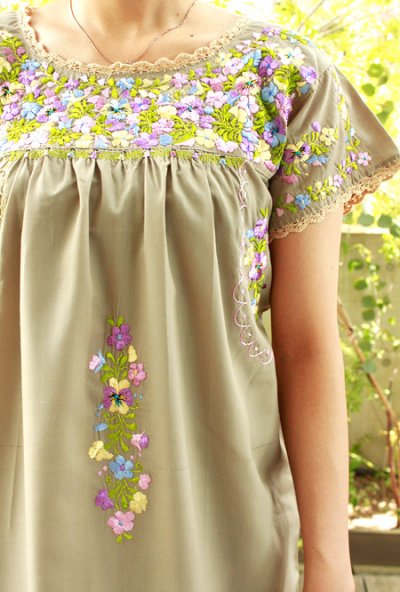 画像2: サンアントニーノ刺繍ブラウス