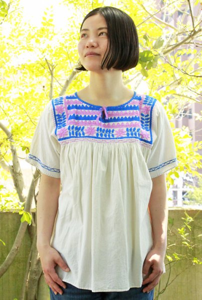 画像2: メキシコ刺繍長そでブラウス「チアパス」 　 (2)
