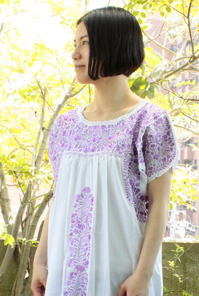 画像3: サンアントニーノ刺繍ブラウス  (3)
