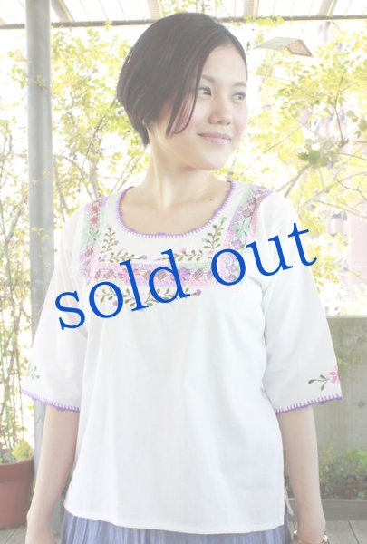 画像2: サンアントニーノ刺繍５分袖トップス (2)