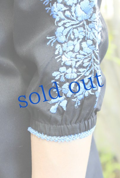 画像3: 「サンアントニーノ」 刺繍6分袖ブラウス (3)