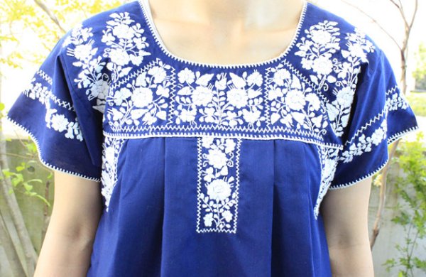 画像5: プエブラ刺繍細かいデザインの半袖トップス (5)