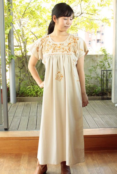 画像3: サンアントニーノ刺繍ワンピース (3)