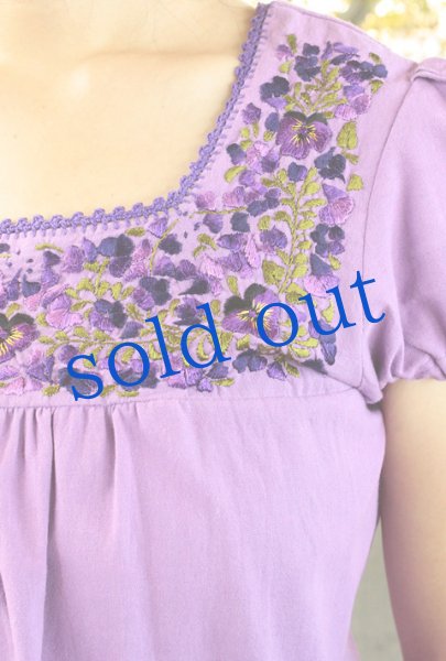 画像1: サンアントニーノ刺繍パフスリーブトップス　 (1)