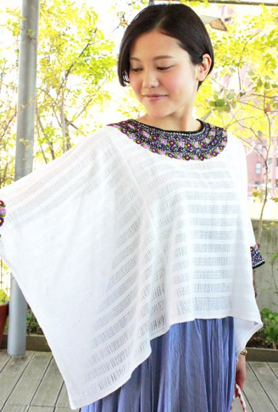 画像1: グアテマラ刺繍と手織り透かし織り生地