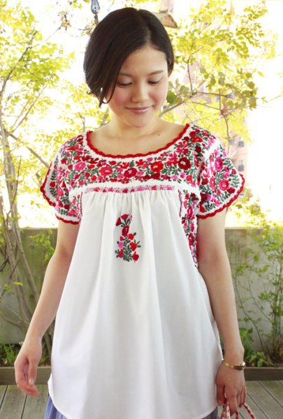 画像2: 「サンアントニーノ」 刺繍ブラウス (2)