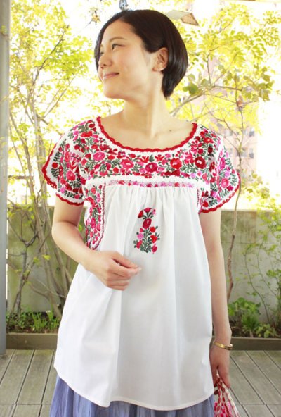 画像1: 「サンアントニーノ」 刺繍ブラウス