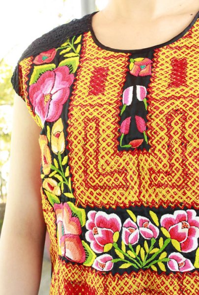 画像2: フチタンの刺繍リメイクワンピースドレス (2)