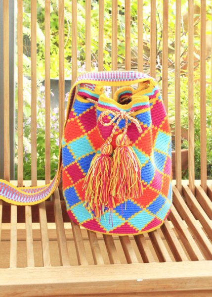 画像1: コロンビアの先住民WAYUU族の手編みバッグ (1)