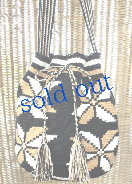 画像2: コロンビアの先住民WAYUU族の手編みバッグ (2)
