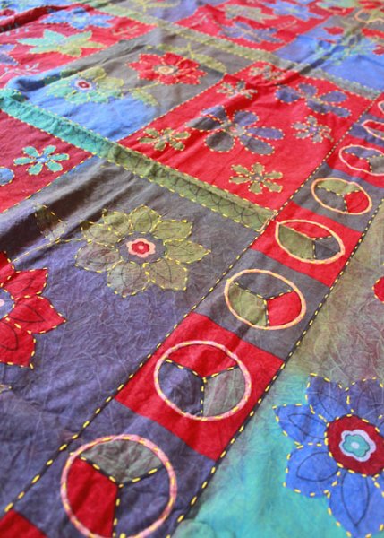 画像2: インド綿ブロックプリントと刺し子刺繍のマルチカバー (2)