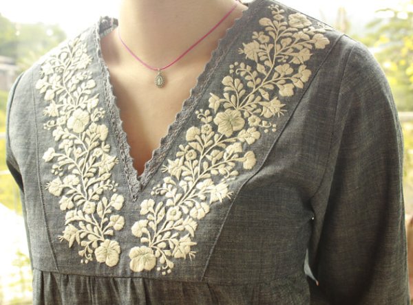 画像5: パンジー刺繍ベルスリーブトップス国内仕立て (5)