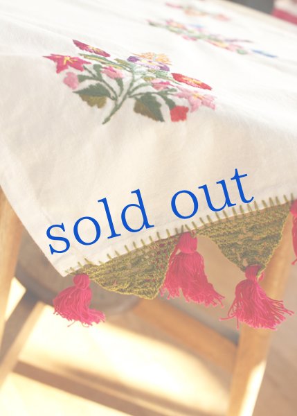 画像3: メキシコ刺繍テーブルクロス（５８cm×４５cm） (3)