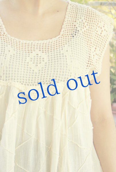 画像2: 手編みクロシェレースのガーゼワンピ (2)