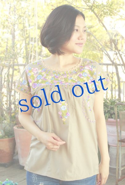 画像2: 訳アリ値下げ「サンアントニーノ」 刺繍ワンピース　 (2)