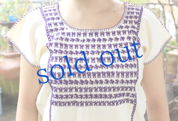 画像4: ミステコ族の刺繍ウィピルトップス (4)