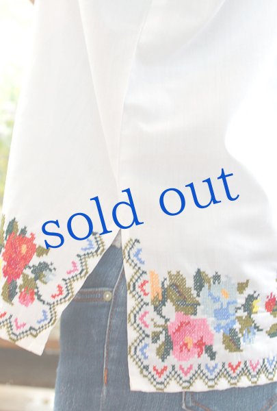 画像4: 「ユカタンのクロスステッチ」メキシコ刺繍ブラウス  (4)