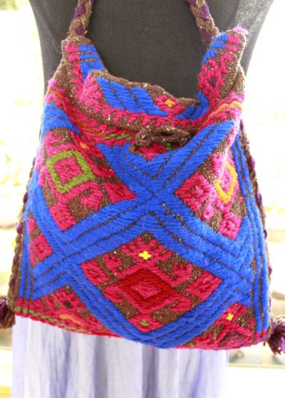 画像2: 手つむぎ・手織りウールの刺繍バッグ