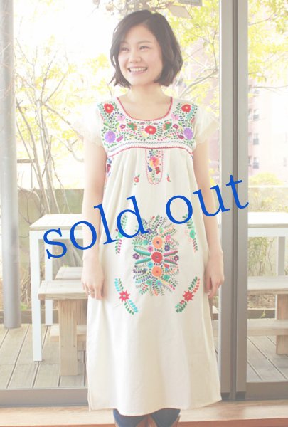 画像1: 定番メキシコ刺繍レース袖ワンピース (1)