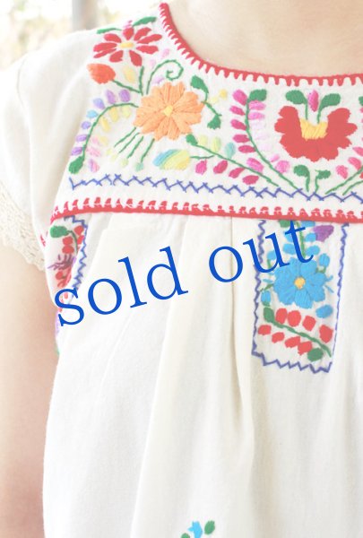 画像2: 定番メキシコ刺繍フレンチスリーブワンピース  (2)