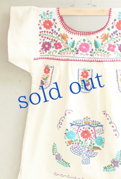 画像2: メキシコ刺繍のワンピース  (2)