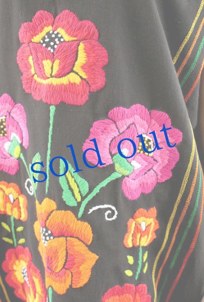 画像4: テワナ刺繍のウィピルワンピース (4)