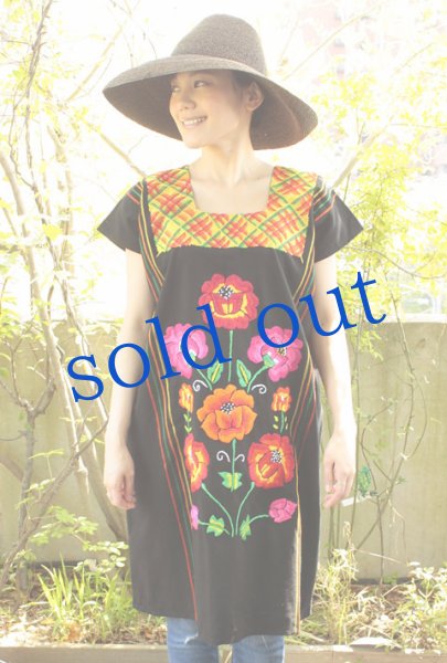 画像2: テワナ刺繍のウィピルワンピース (2)