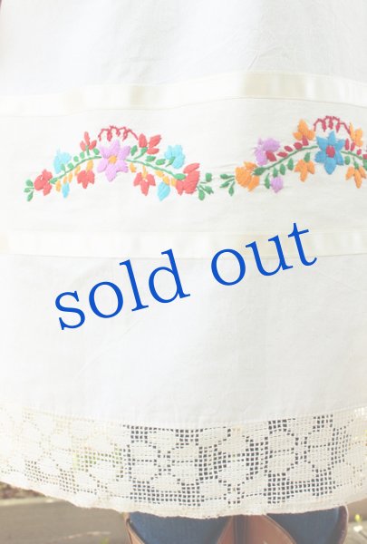 画像4: プエブラ州の刺繍ワンピース　 (4)