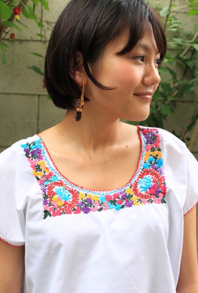 画像1: サンアントニーノ刺繍ブラウス