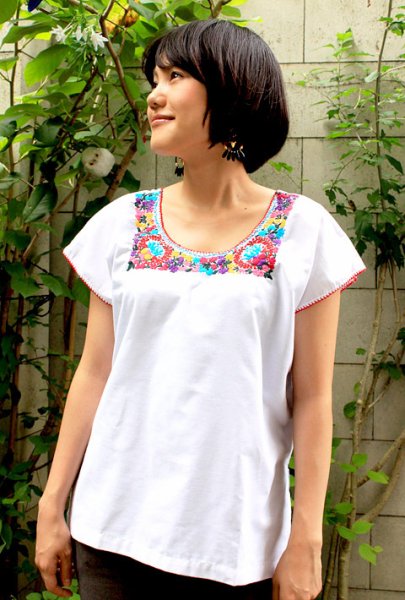 画像1: サンアントニーノ刺繍ブラウス (1)