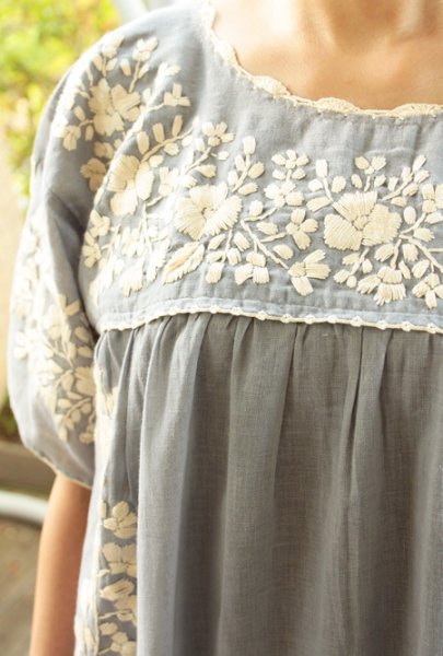 画像3: ガーゼ刺繍のチュニックワンピース  (3)