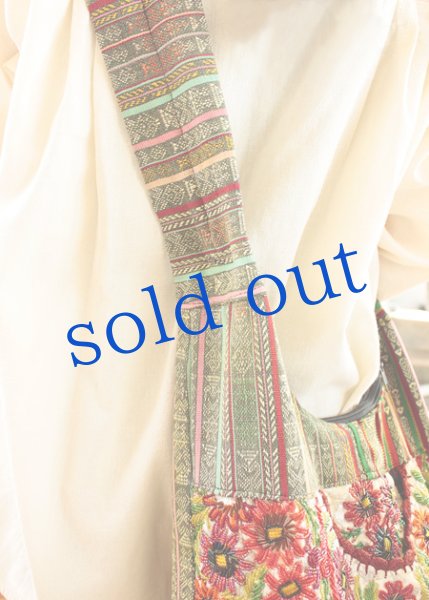 画像4: グアテマラビーズ刺繍と手織り生地のバッグ (4)