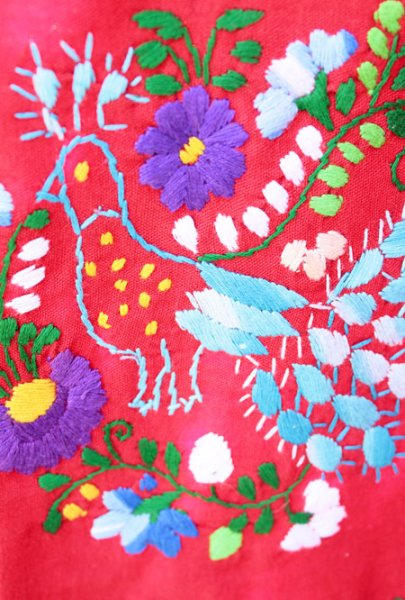 画像4: 孔雀柄メキシコ刺繍のチュニック (4)