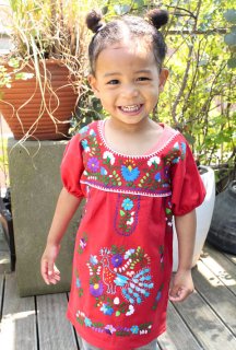 メキシコ刺繍の子供服キッズ刺繍服