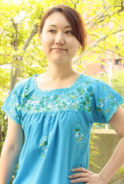 画像3: サンアントニーノ刺繍ブラウス  (3)