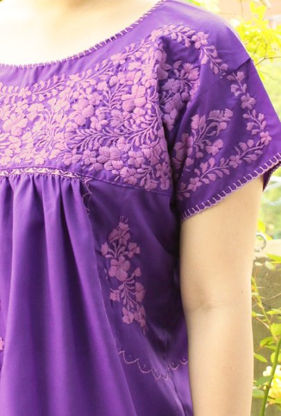 画像1: サンアントニーノ刺繍ブラウス (1)