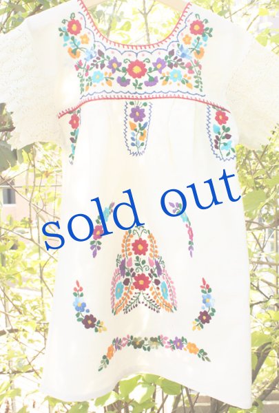 画像3: レース袖のメキシコ刺繍のワンピース　 (3)
