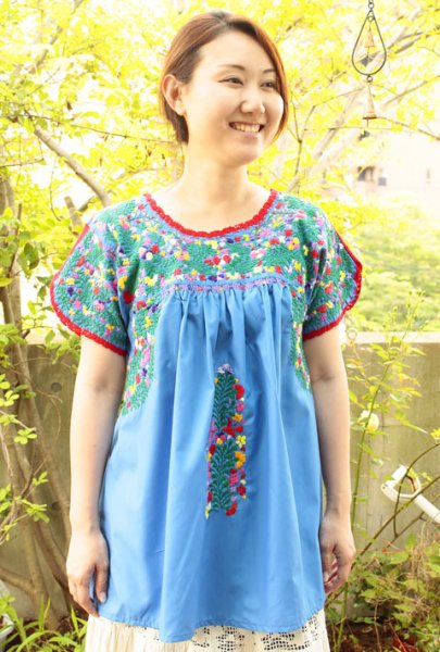 画像2: サンアントニーノ刺繍チュニックブラウス (2)