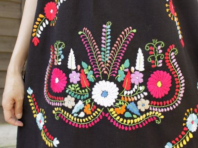 画像3: マンタ生地のメキシコ刺繍ワンピース　