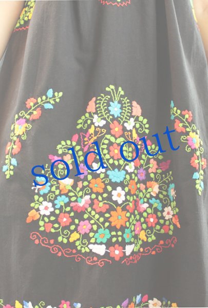 画像4: プエブラ州定番刺繍ワンピース  (4)