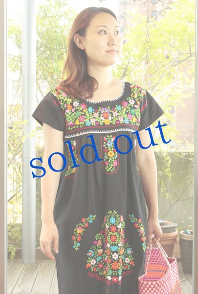 画像3: プエブラ州定番刺繍ワンピース  (3)