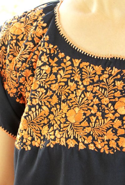 画像2: サンアントニーノ刺繍ウィピルトップス